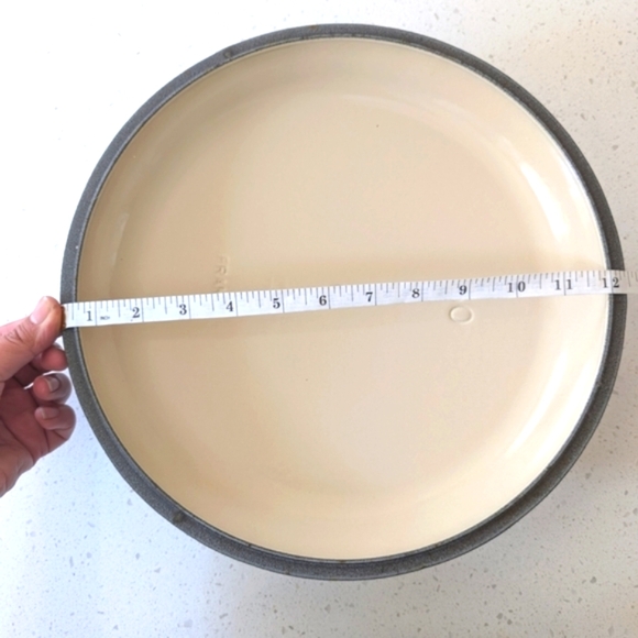 Le Creuset Blue Cast Iron Casserole Dish - Picture 5 of 6